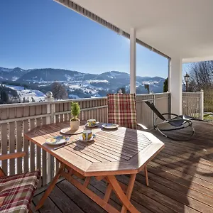 Haus Bergblick Mit 1 Schlafzimmer Apartment